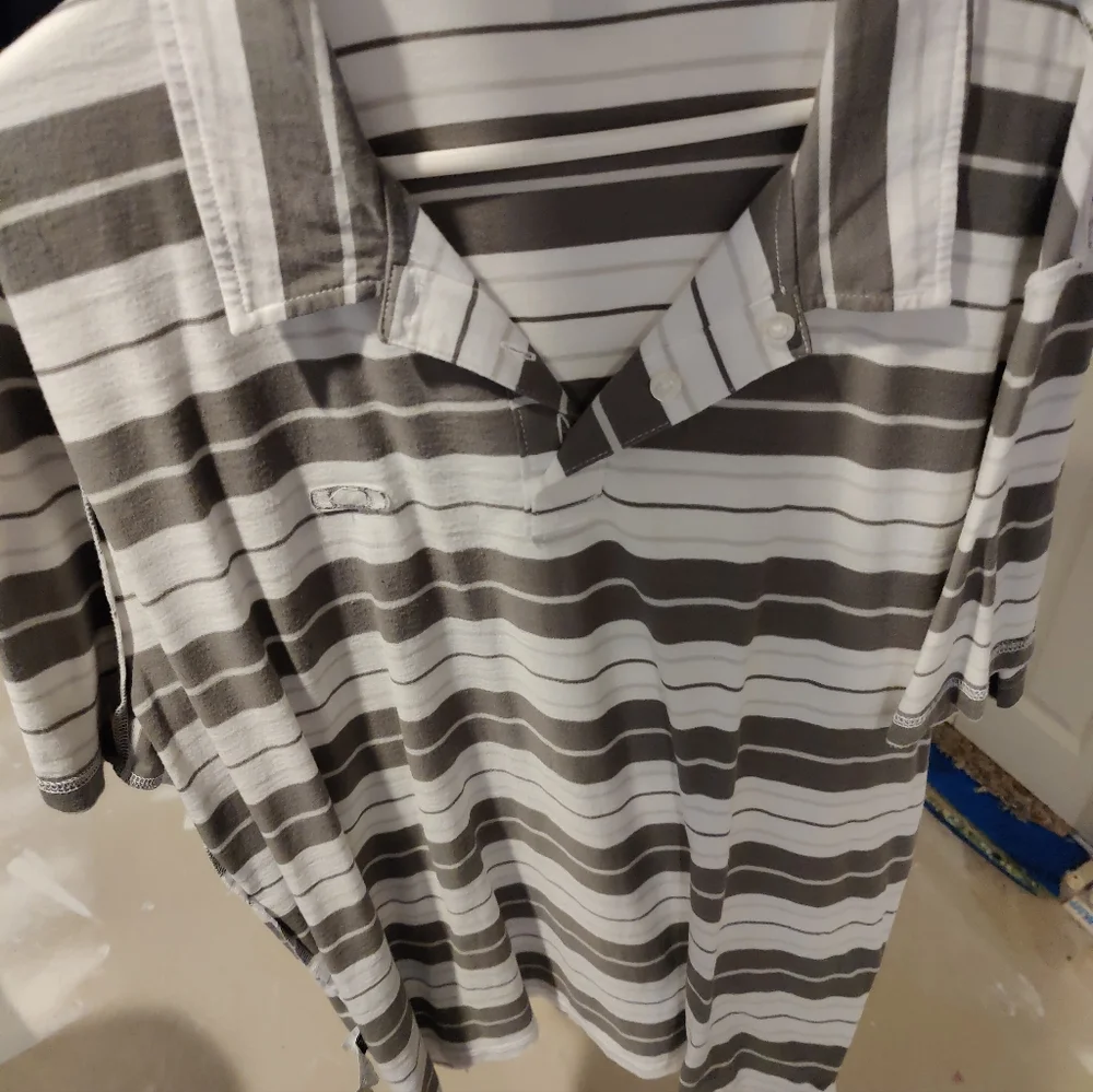 Never worn - Picture 1 of 3